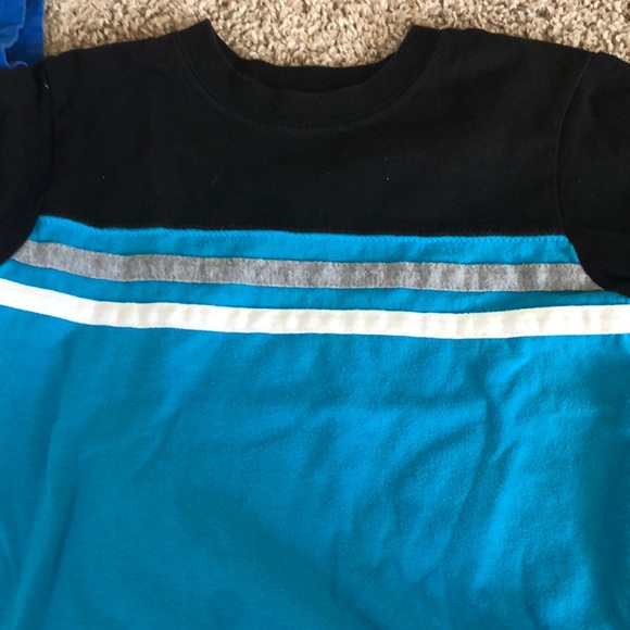 3 short sleeve tee bundle - Picture 4 of 4